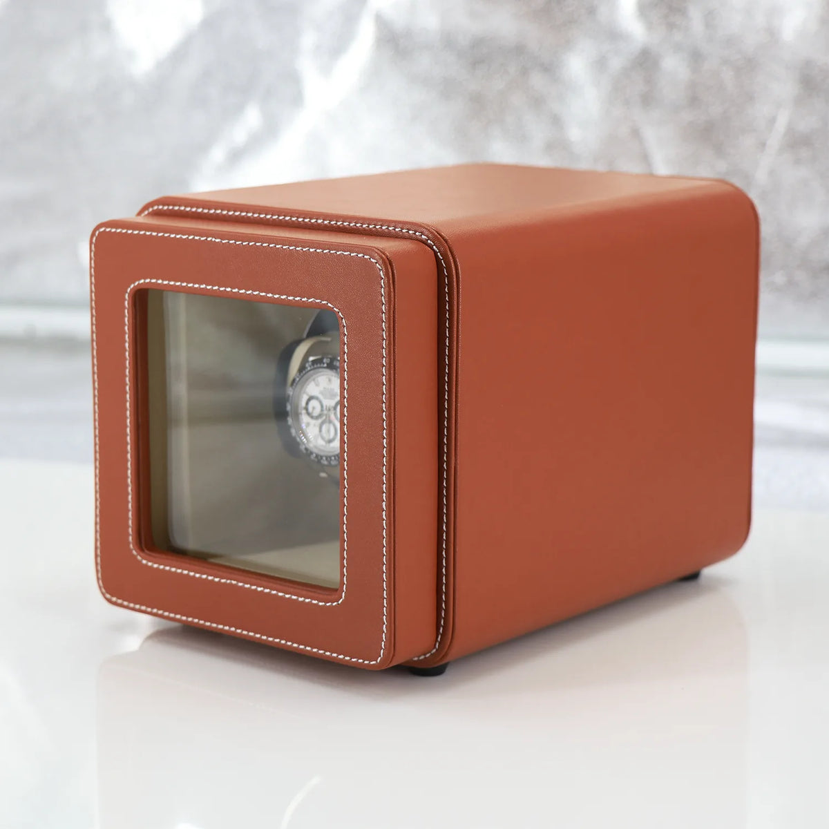 Single Watch Winder - Enhance Your Timepiece Display